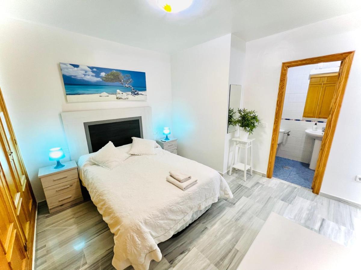 Precioso Apartamento Cerca Del Mar Con Wifi, Piscina Y Parking La Herradura  Ngoại thất bức ảnh